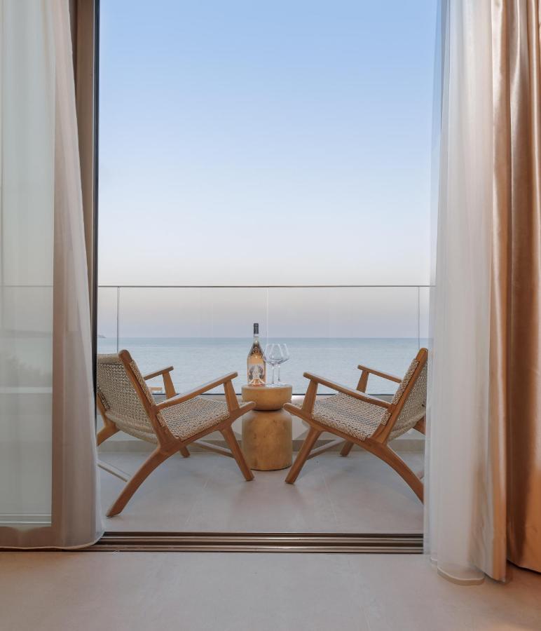 Kales Sea View Suites Jerápetra Kültér fotó